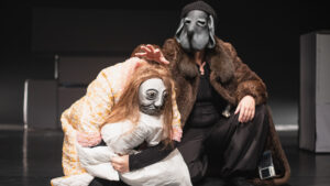 Mehr über den Artikel erfahren Der schwarze Hund | Schulvorstellung ab Klasse 10 / 16 Jahren